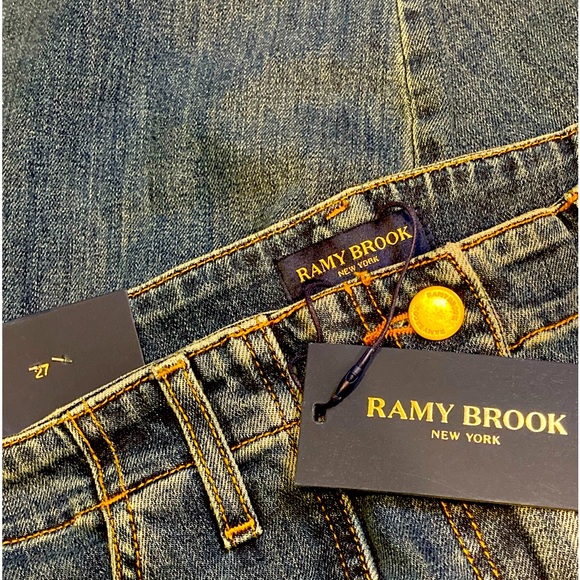 NWT Ramy Brook Arizona Crop Jeans in Medium Wash - Sz 27 - Picture 8 of 10